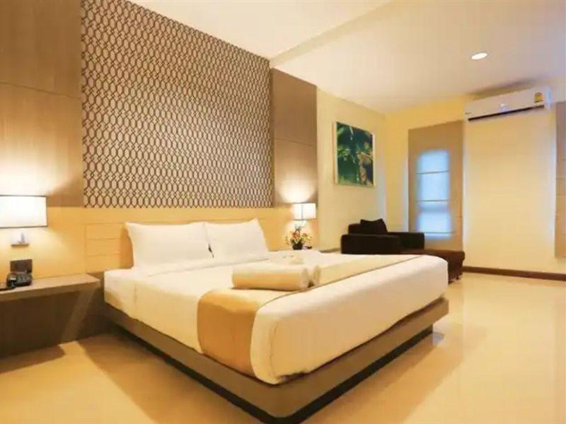 iBiz Boutique Hotel Nakhon Si Thammarat Extérieur photo