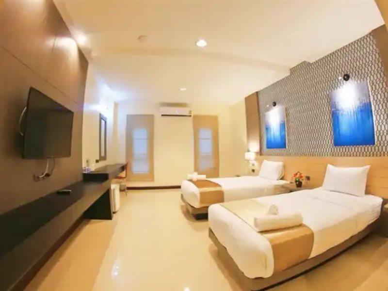 iBiz Boutique Hotel Nakhon Si Thammarat Extérieur photo