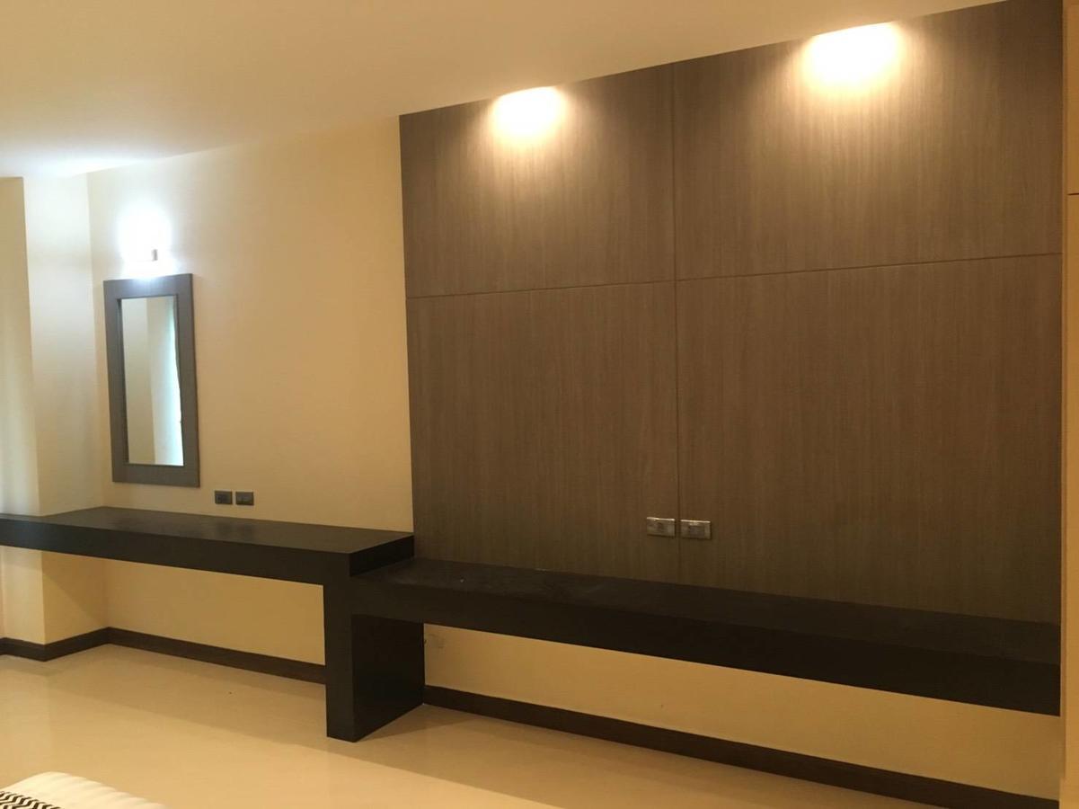 iBiz Boutique Hotel Nakhon Si Thammarat Extérieur photo