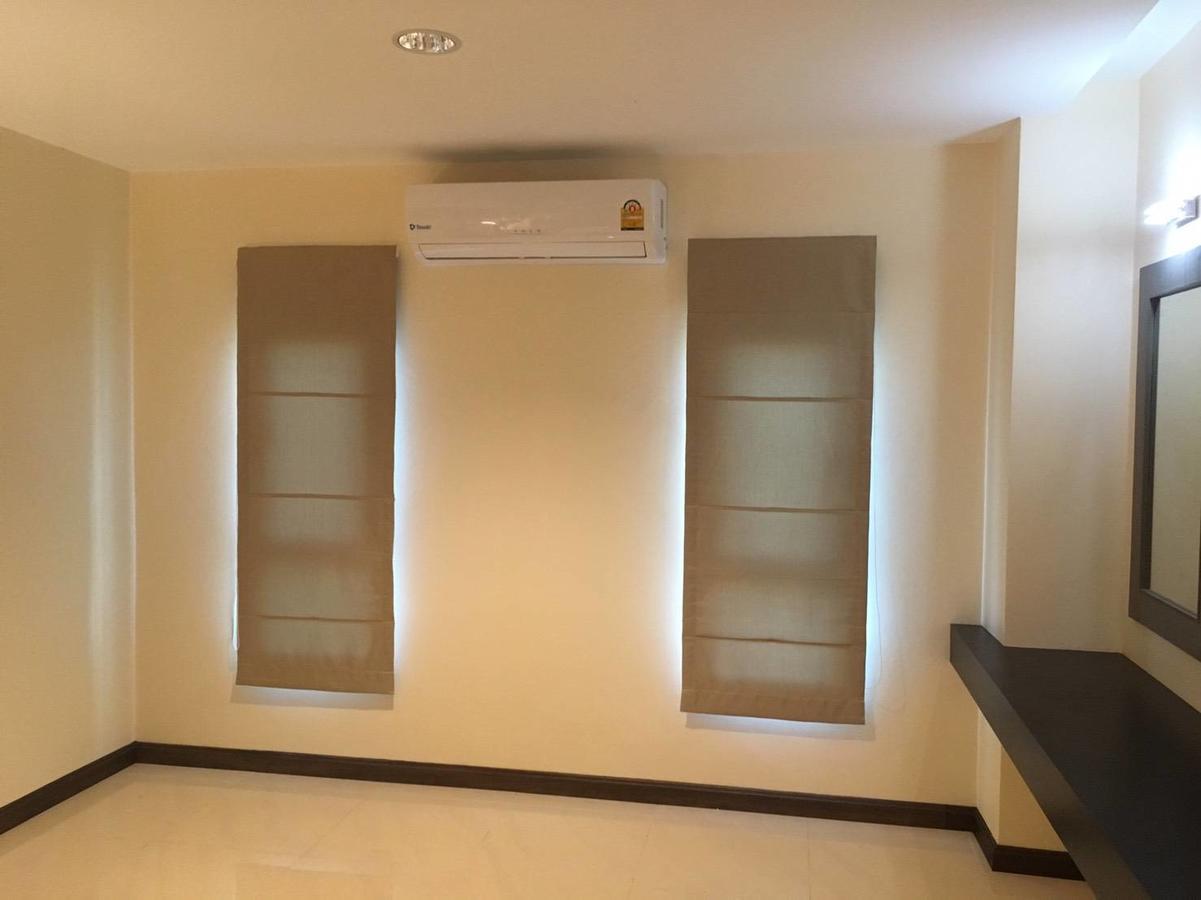 iBiz Boutique Hotel Nakhon Si Thammarat Extérieur photo